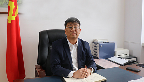 盤錦市興隆臺(tái)區(qū)委常委、政法委書記 金振穎